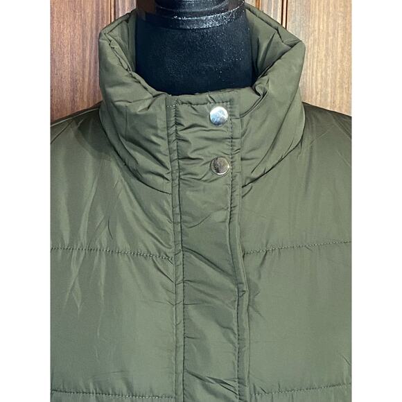 Army Green Women's Puffer Jacket, Size Large - Picture 5 of 6